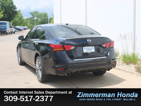Used 2023 Nissan Altima 2.5 SL AWD/4WD image 26