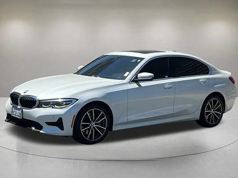 Used 2020 BMW 330i Sedan w/ Premium Package RWD image 2