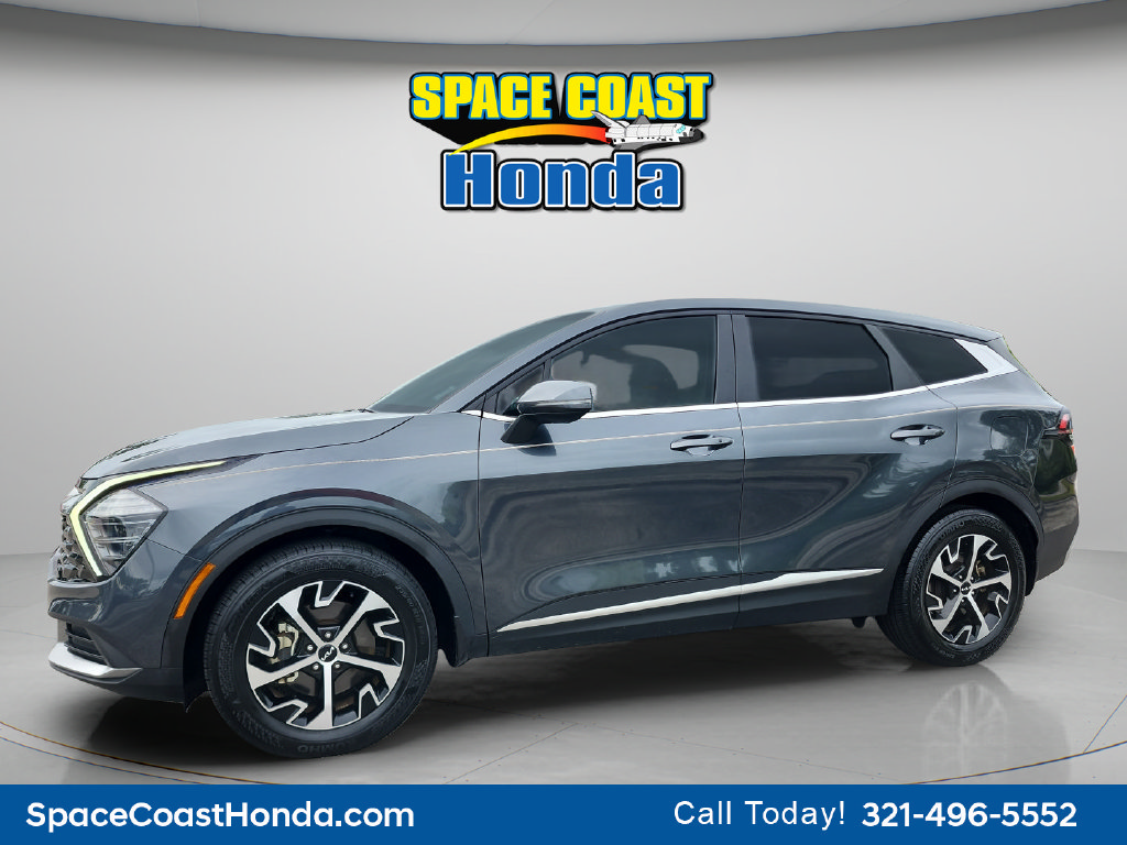 Used 2025 Kia Sportage EX FWD image 7