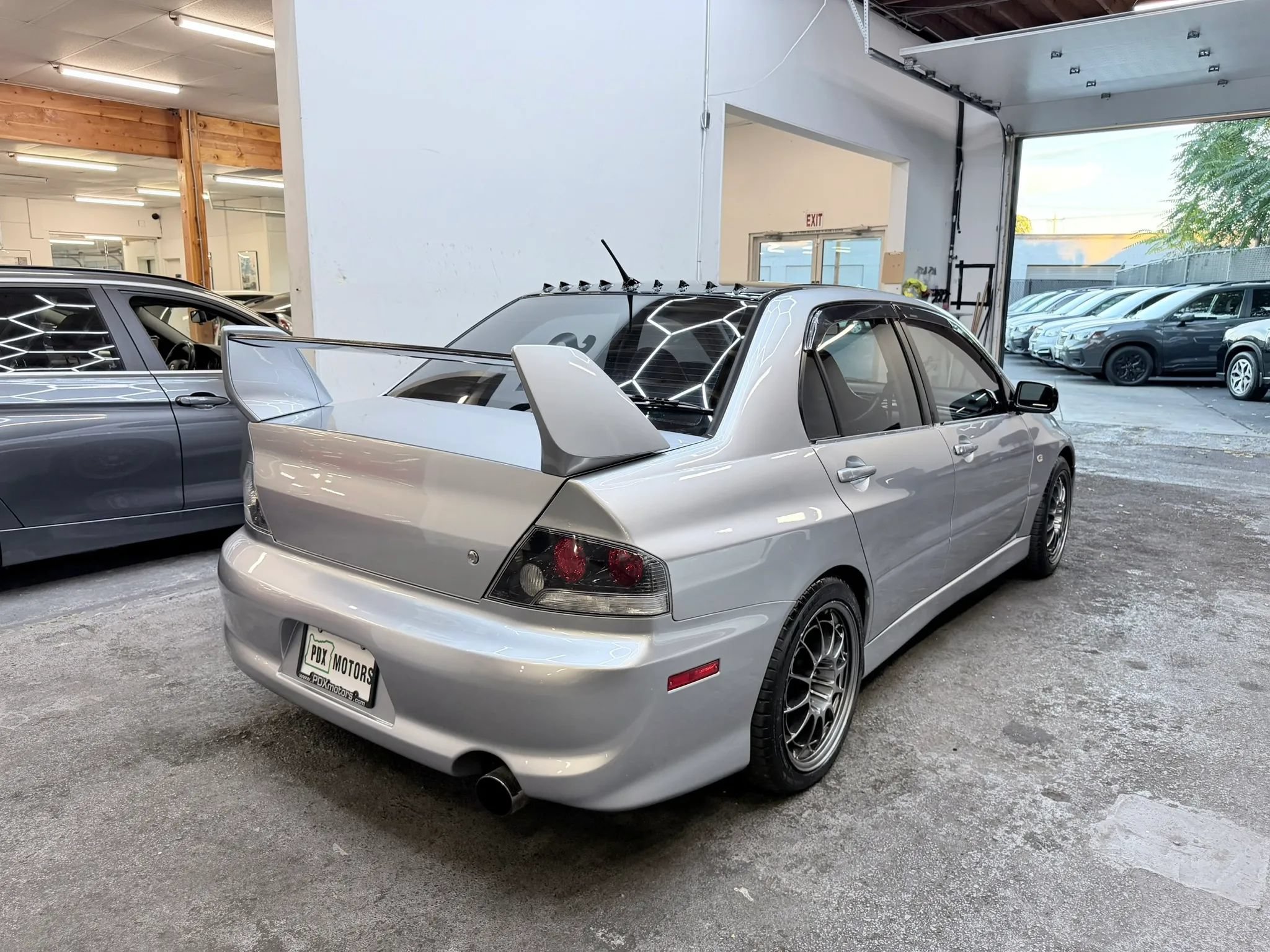 Used 2006 Mitsubishi Lancer Evolution MR AWD/4WD image 3