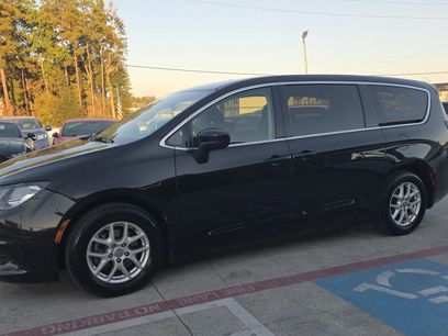 Used 2017 Chrysler Pacifica Touring