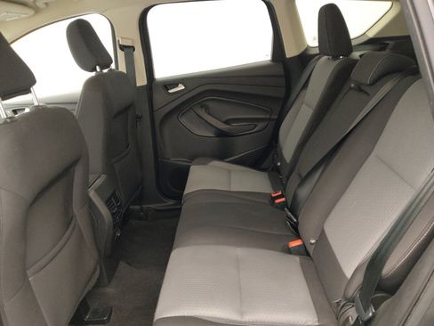 Used 2018 Ford Escape SE FWD image 18