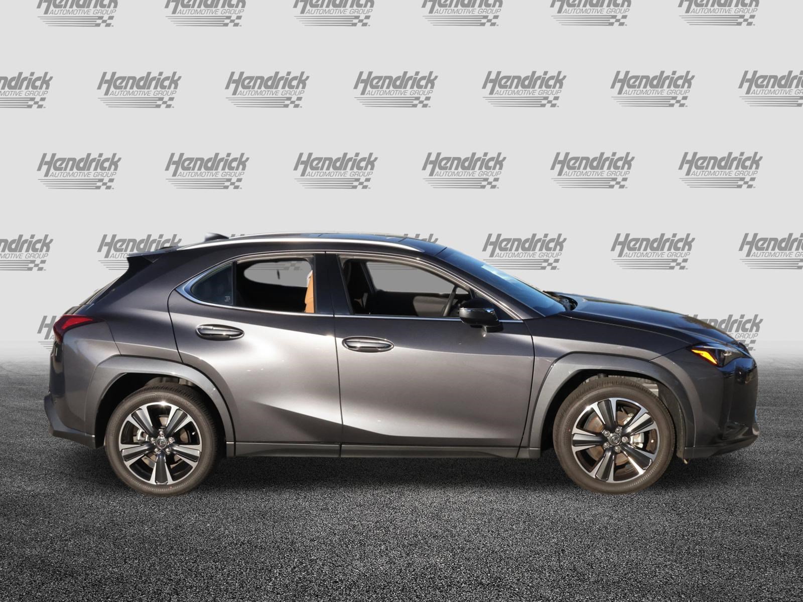Used 2025 Lexus UX 300h FWD w/ Accessory Package (Z1) image 10
