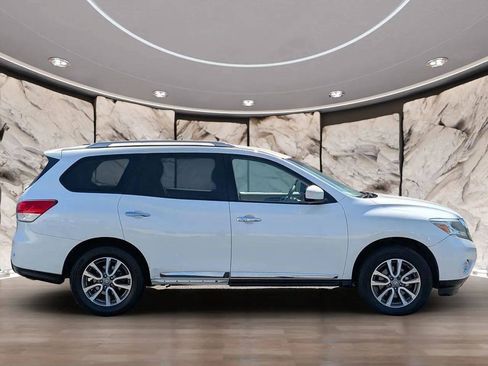 Used 2013 Nissan Pathfinder SL FWD image 19