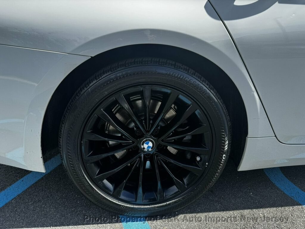 Used 2021 BMW 530i w/ Convenience Package RWD image 12