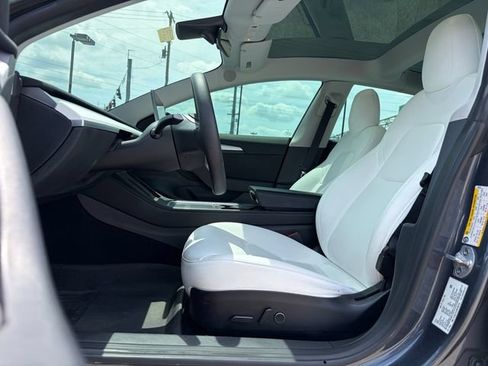 Used 2022 Tesla Model 3 Performance AWD/4WD image 15