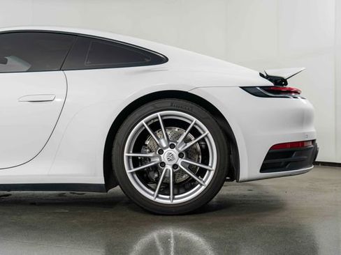 Used 2020 Porsche 911 Carrera image 13
