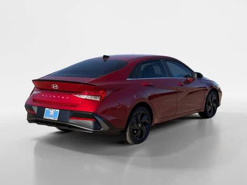 New 2026 Hyundai Elantra SEL Sport FWD image 5