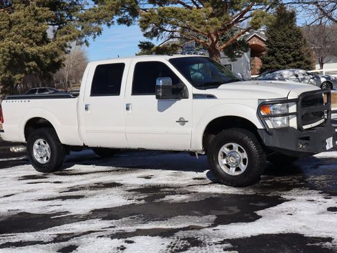 Used 2014 Ford F250 Platinum image 2