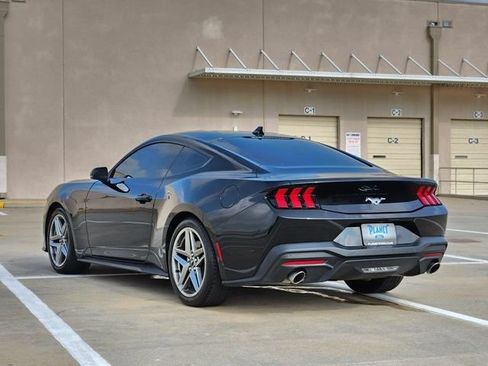 Used 2026 Ford Mustang Premium RWD image 5