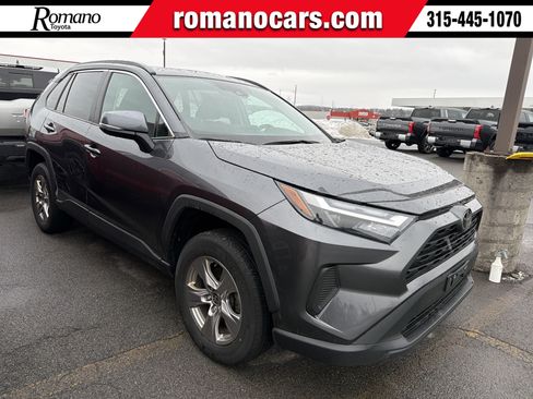Used 2023 Toyota RAV4 XLE image 1