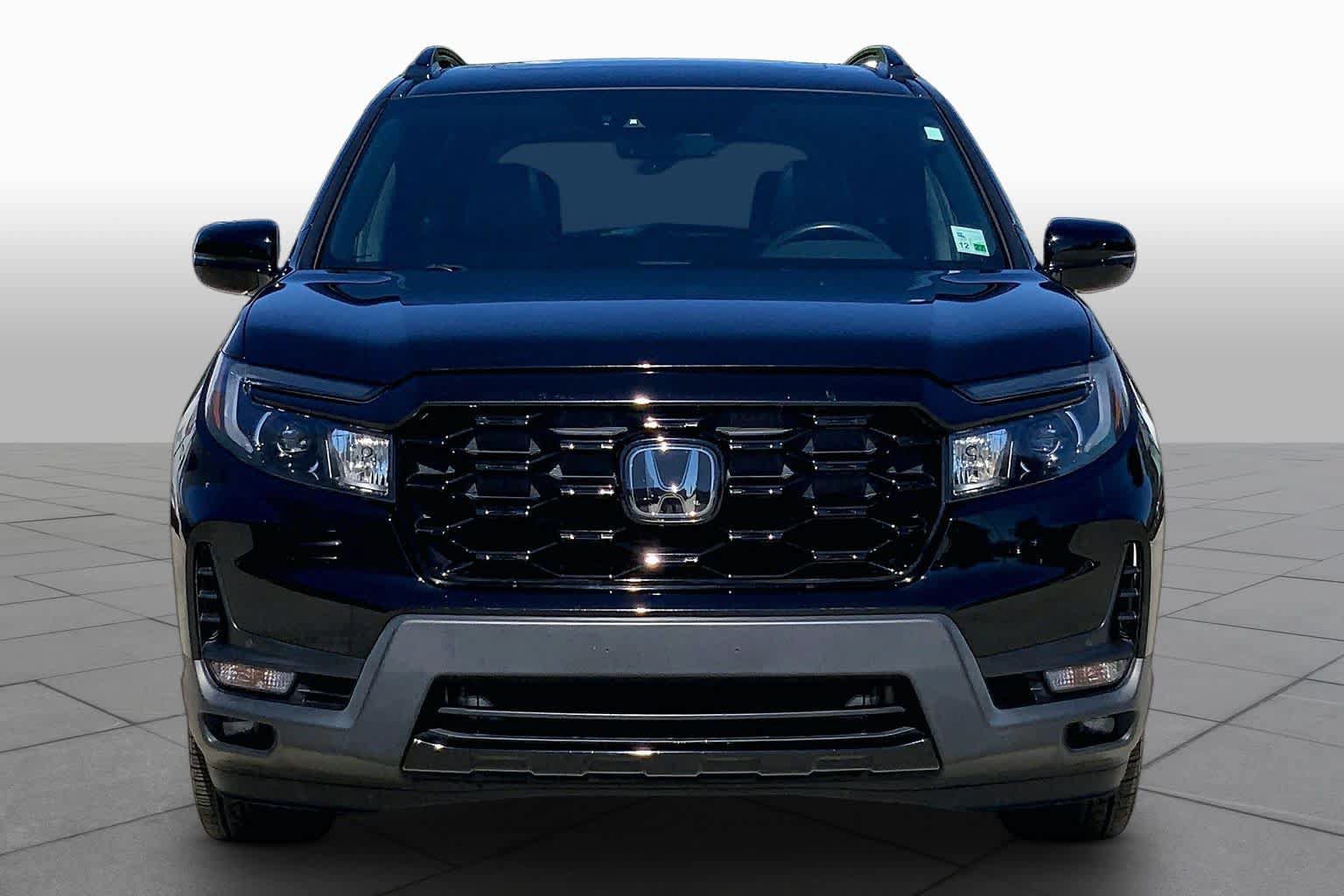 Used 2023 Honda Passport Elite image 4