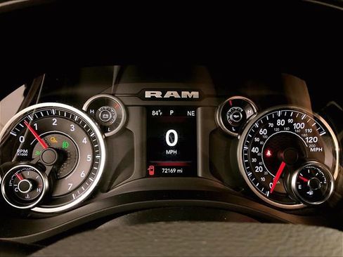 Used 2020 RAM 1500 Big Horn AWD/4WD image 19