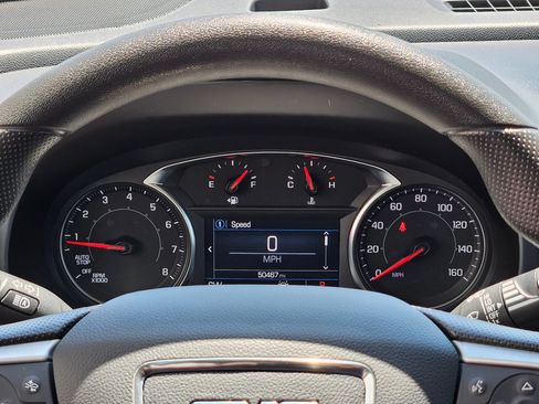 Used 2024 GMC Terrain SLE AWD/4WD image 16