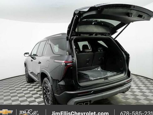 New 2026 Chevrolet Traverse Z71 w/ Driver Confidence Package image 34