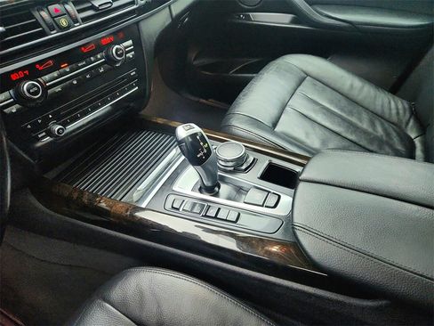 Used 2016 BMW X5 xDrive35i image 16