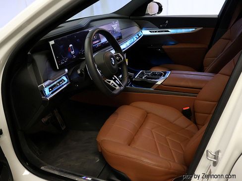 Used 2025 BMW 740i xDrive w/ Executive Package image 11