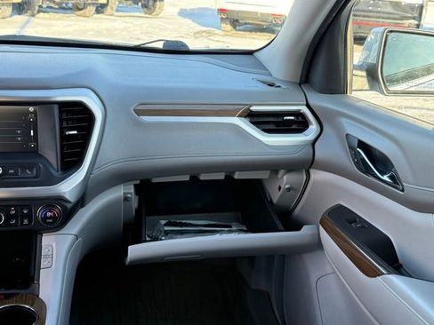 Used 2019 GMC Acadia SLE w/ LPO, Floor Liner Package image 32
