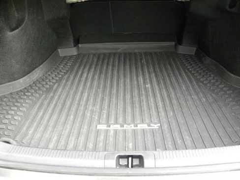Used 2023 Toyota Camry SE AWD/4WD image 18