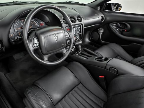 Used 2002 Pontiac Firebird Trans Am RWD image 15