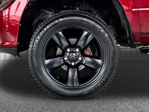 Used 2018 RAM 1500 Express w/ Express Value Package image 32