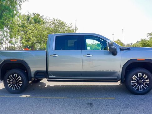 New 2026 GMC Sierra 2500 Denali Ultimate w/ Max Trailering Package AWD/4WD image 7