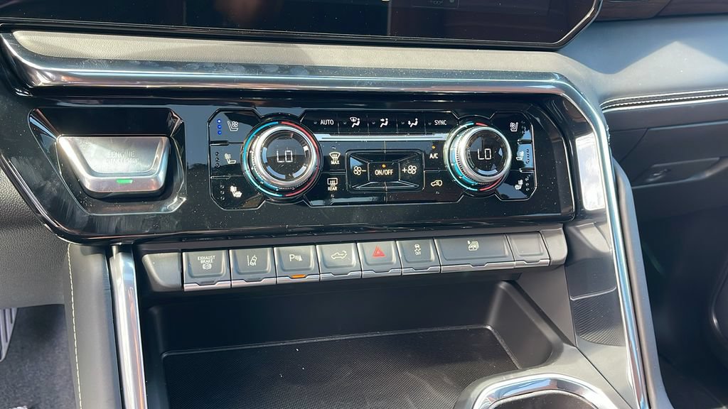 New 2026 GMC Sierra 3500 Denali Ultimate AWD/4WD image 21