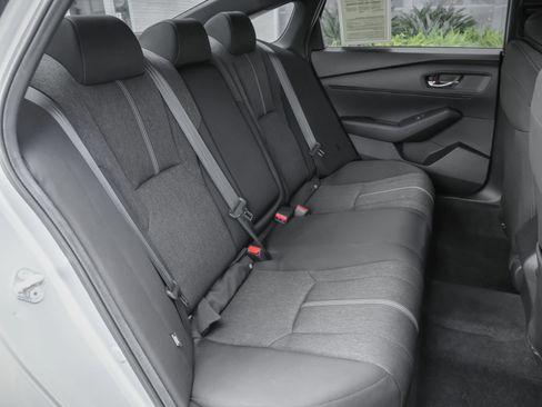 Used 2023 Honda Accord Sport image 37