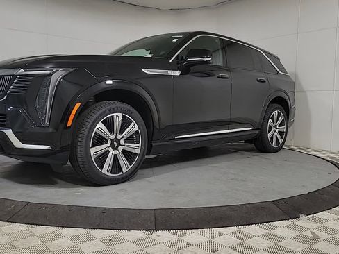New 2025 Cadillac Escalade IQ Luxury 2 image 4
