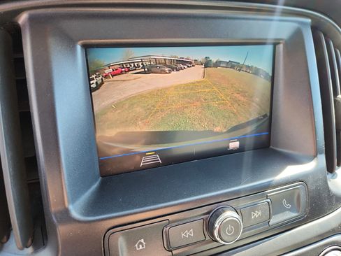 Used 2020 Chevrolet Colorado W/T w/ WT Convenience Package AWD/4WD image 19