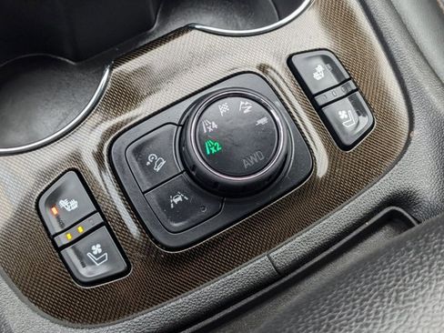 Used 2021 GMC Acadia AT4 w/ Preferred Package image 13