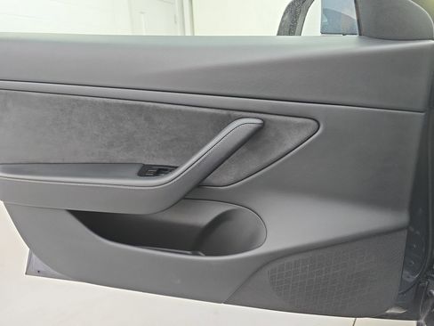 Used 2020 Tesla Model 3 Performance image 25