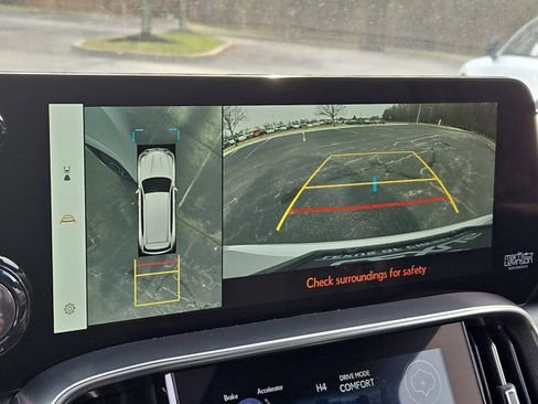 New 2025 Lexus LX 600 4WD w/ Luxury Package image 14