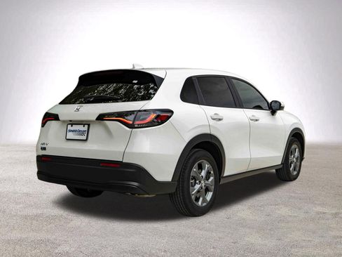 Used 2026 Honda HR-V LX image 10