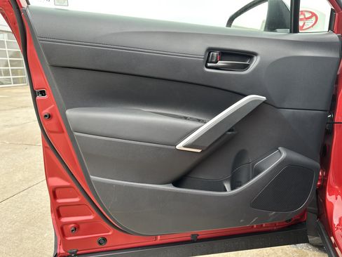 New 2026 Toyota Corolla Cross LE w/ Moonroof Package image 9