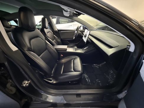 Used 2024 Tesla Model 3 RWD image 32