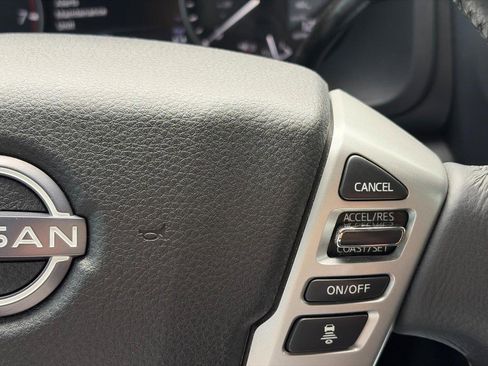 Used 2024 Nissan Titan SV AWD/4WD image 23