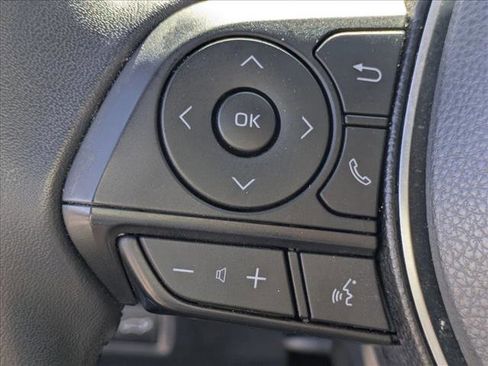 Used 2019 Toyota RAV4 XLE Premium image 13