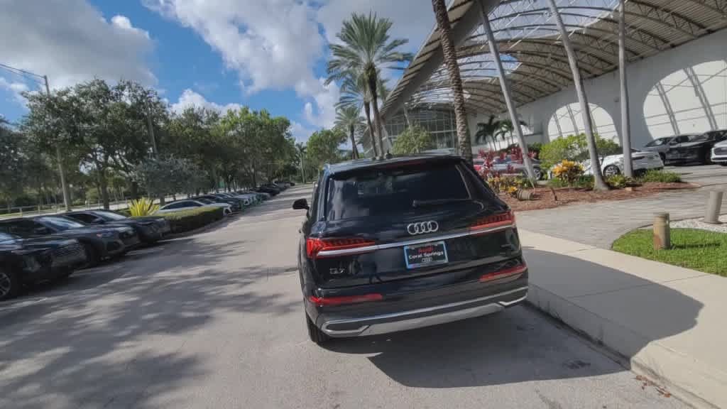 Certified 2023 Audi Q7 2.0T Premium Plus w/ Premium Plus Package AWD/4WD image 7
