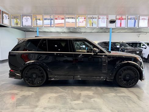Used 2026 Land Rover Range Rover Long Wheelbase SE AWD/4WD image 4