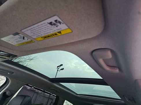 Used 2023 Hyundai Santa Fe Limited image 10