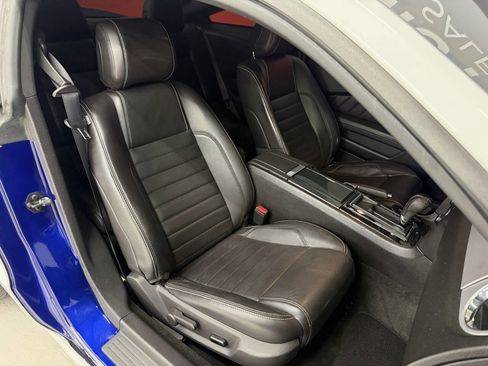 Used 2013 Ford Mustang GT Premium w/ Comfort Pkg image 42