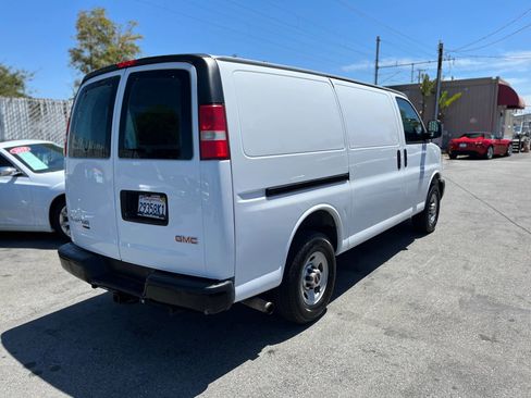Used 2014 GMC Savana 2500 image 7