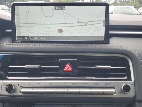 Used 2025 Genesis G70 3.3T Advanced w/ Sport Prestige Package image 27