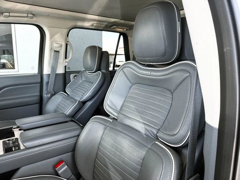 Used 2022 Lincoln Navigator L Black Label image 25