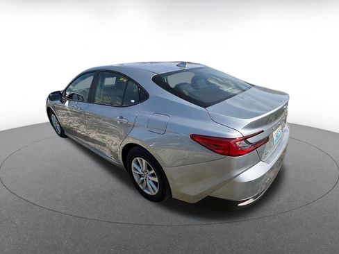Used 2025 Toyota Camry LE FWD image 6