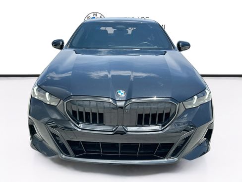 Used 2024 BMW 530i w/ M Sport Package RWD image 2