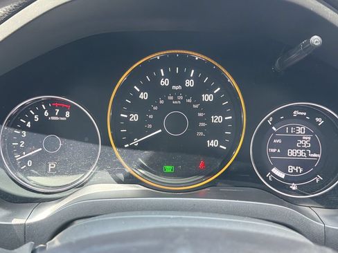 Used 2017 Honda HR-V EX image 25