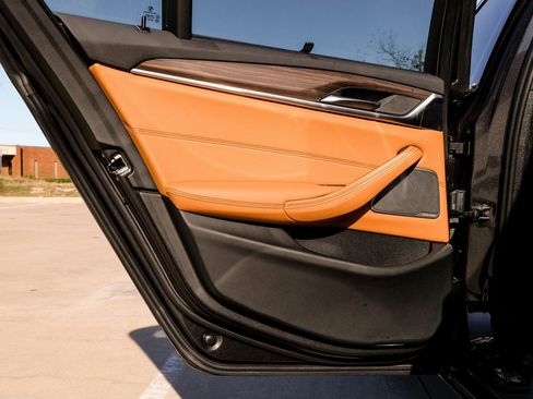 Used 2023 BMW 530i xDrive w/ Executive Package image 56