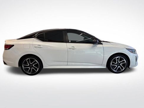 Used 2024 Nissan Sentra SR image 7